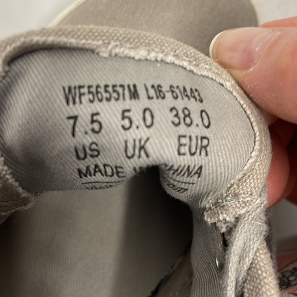 Keds Grey Shimmer Canvas Sneakers Casual Low-Top - Picture 11 of 12